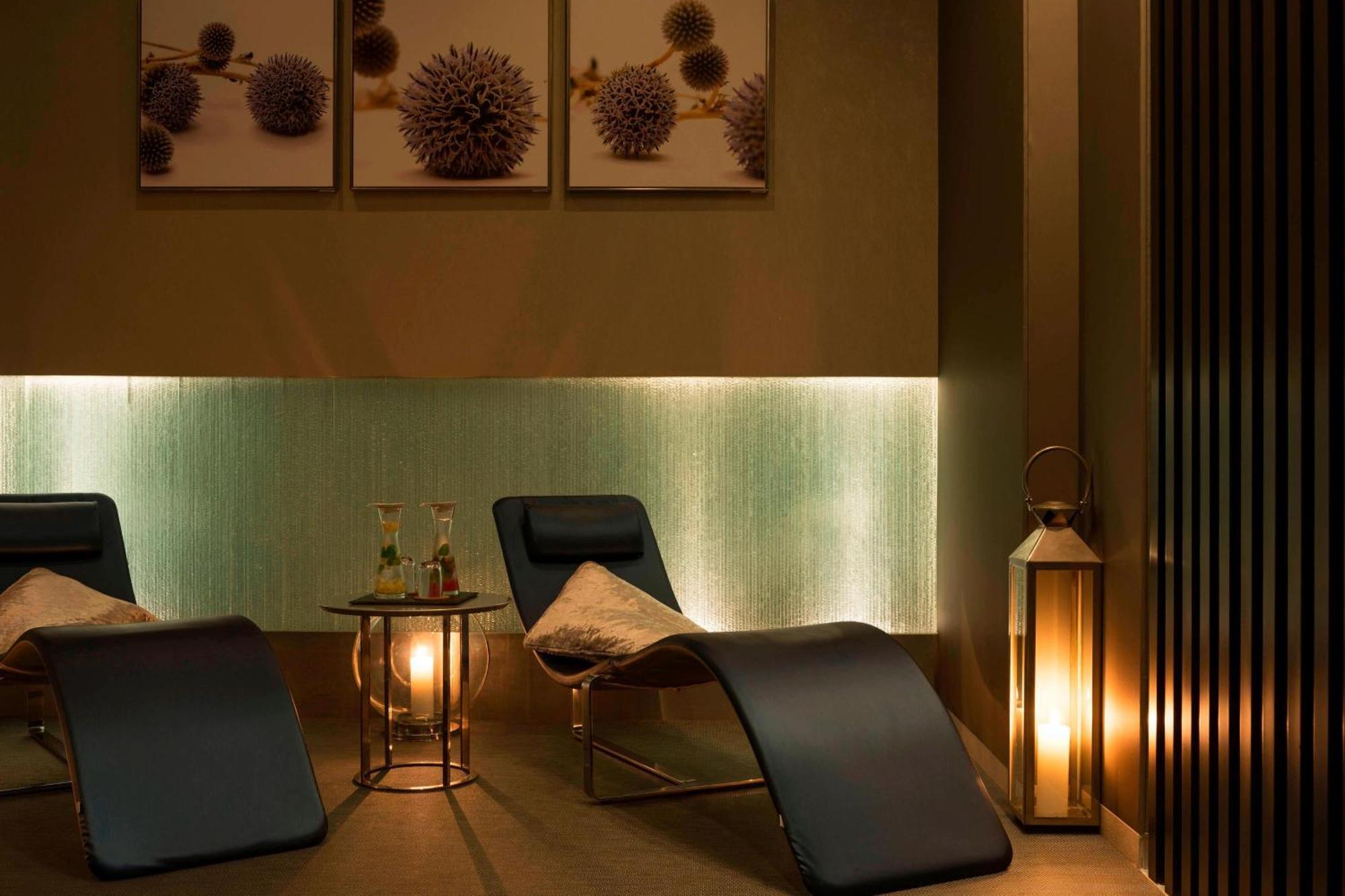 The Westin City Centre Bahrain Al Manamah Esterno foto The spa at The Dorchester